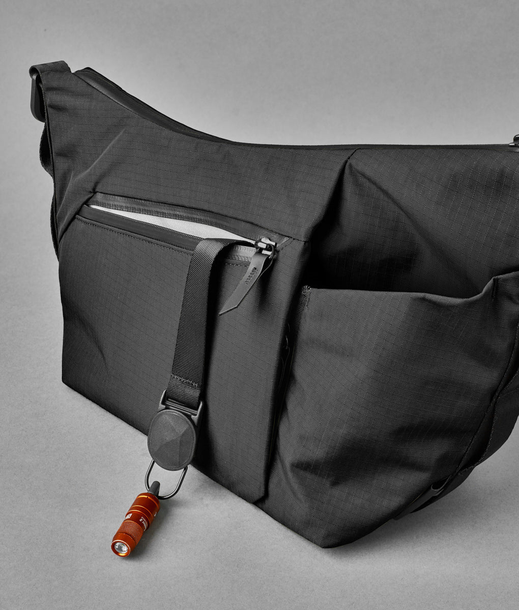 #color_Black | Axoflux 210D