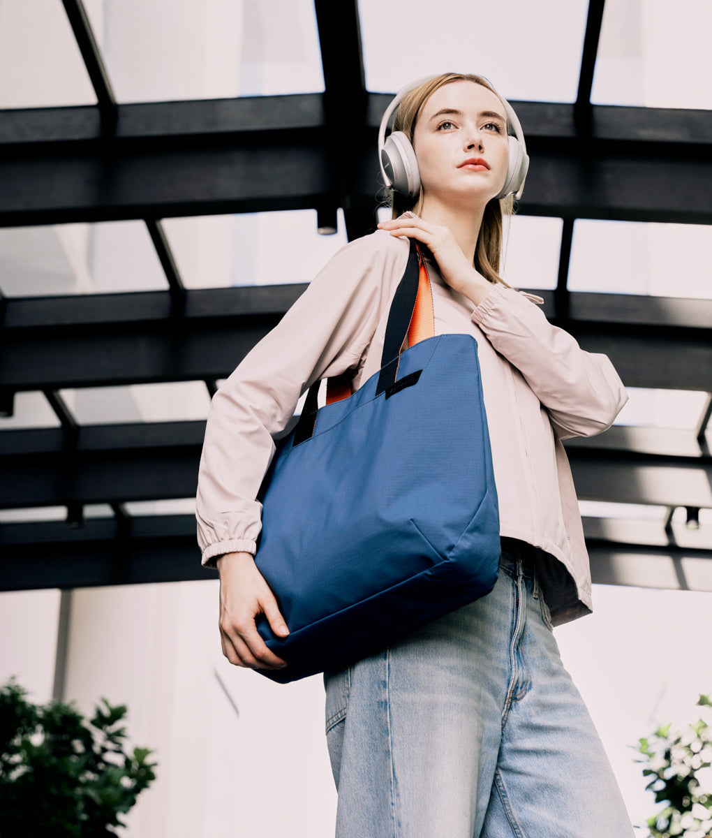 #color_Blue/Orange | Axoflux 210D