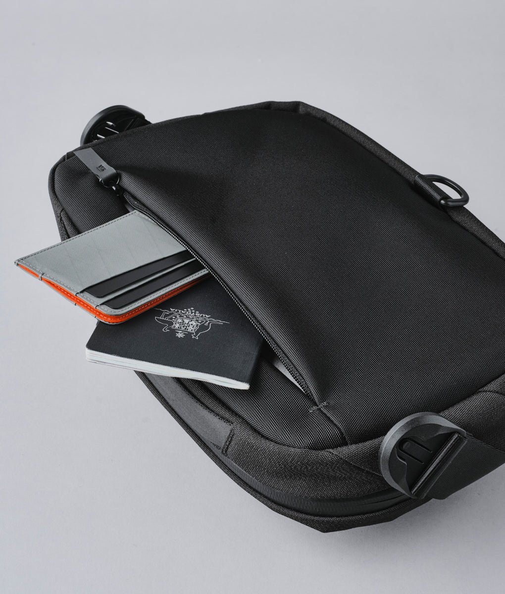 #color_Black | Axoflux 600D