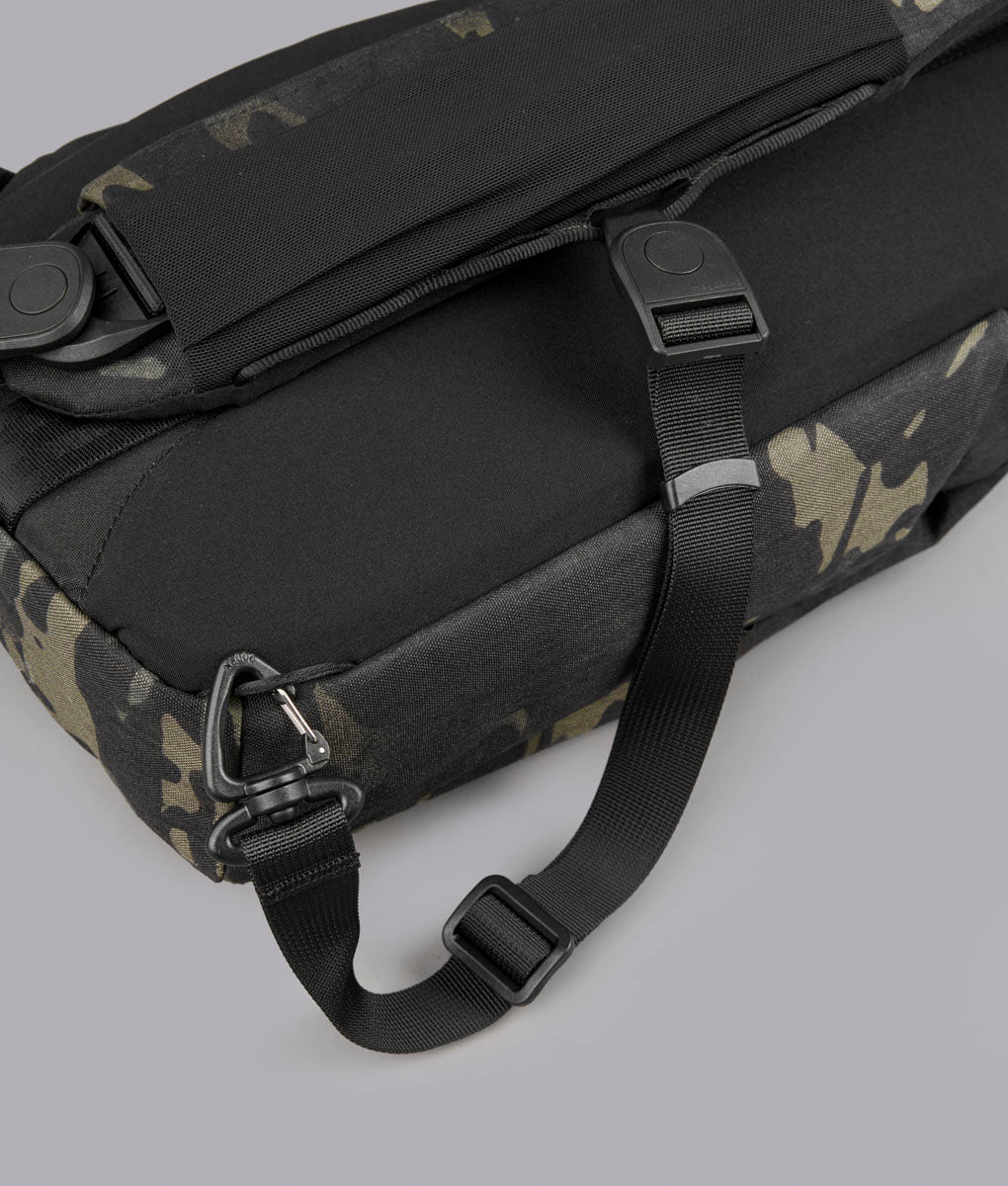 Metro Crossbody (Left) - Multicam Black