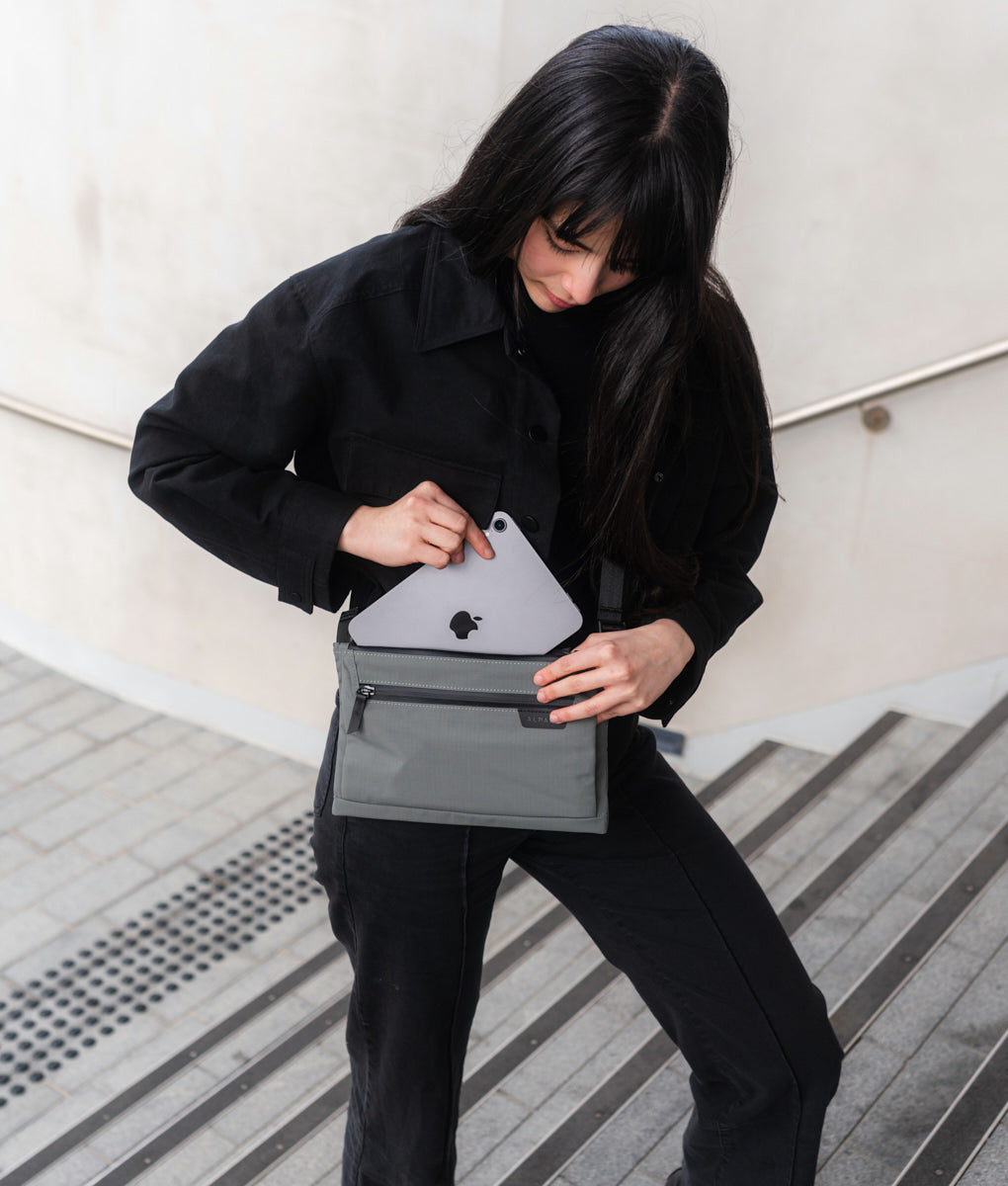 #color_Gray | Axoflux 210D