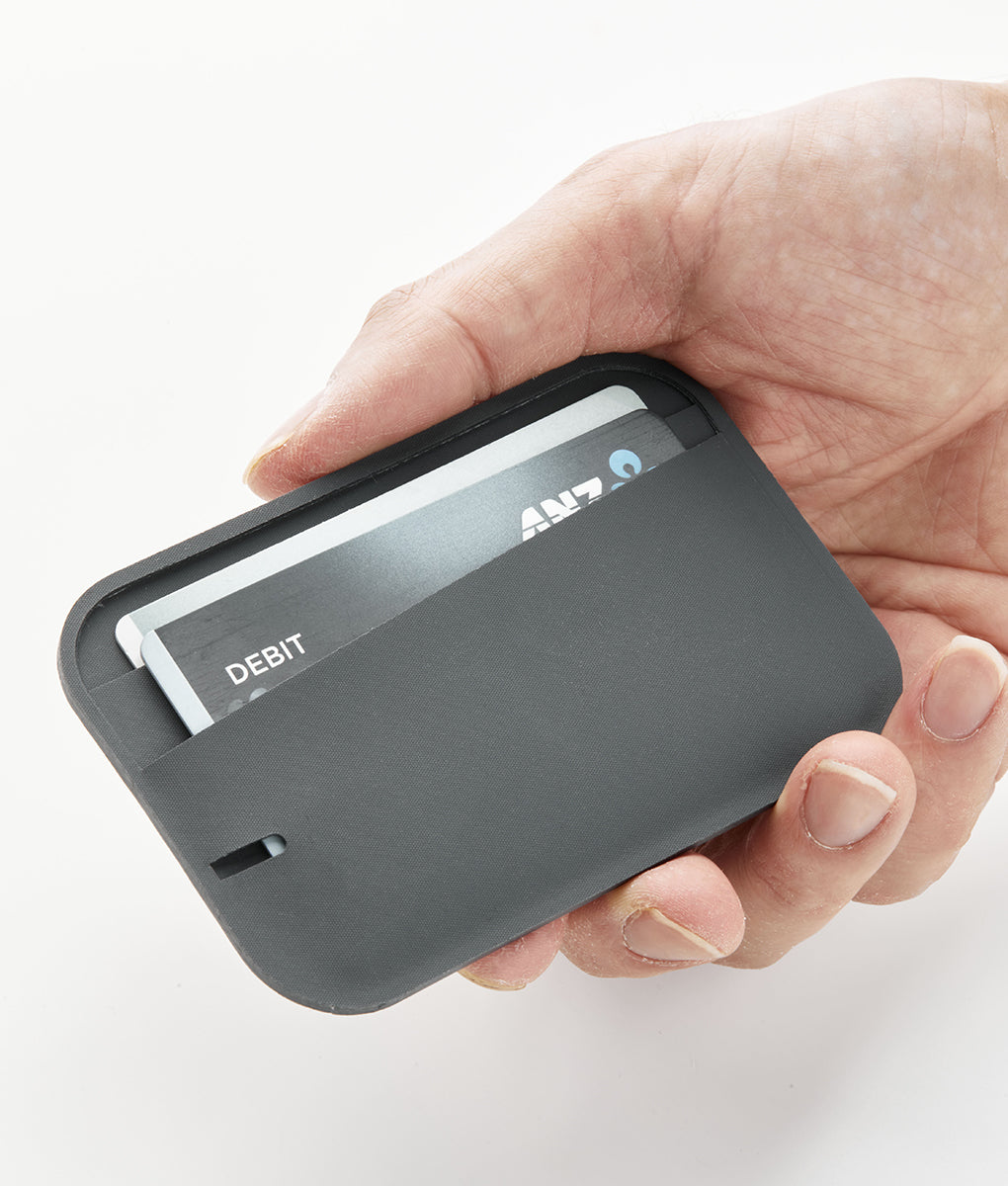 HUB Cardholder Male Part