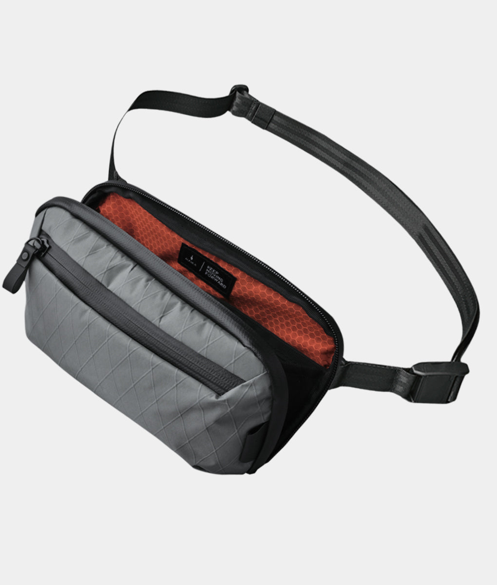 Aer X Carryology Tokai Sling Elements Tech Case Mini