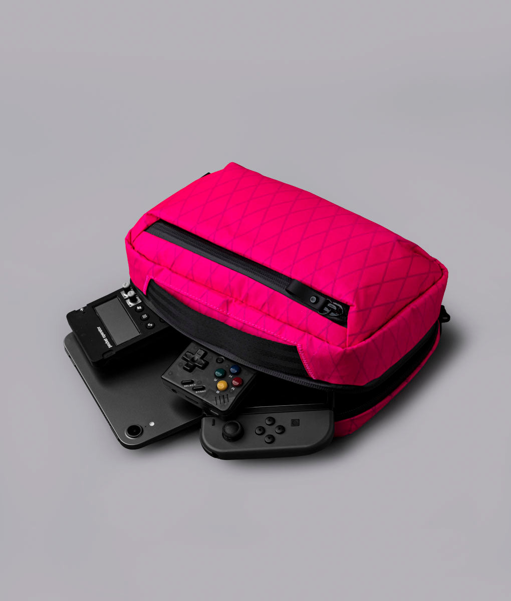 バッグ ALPAKA Elements Tech Case Max Elements Tech Case