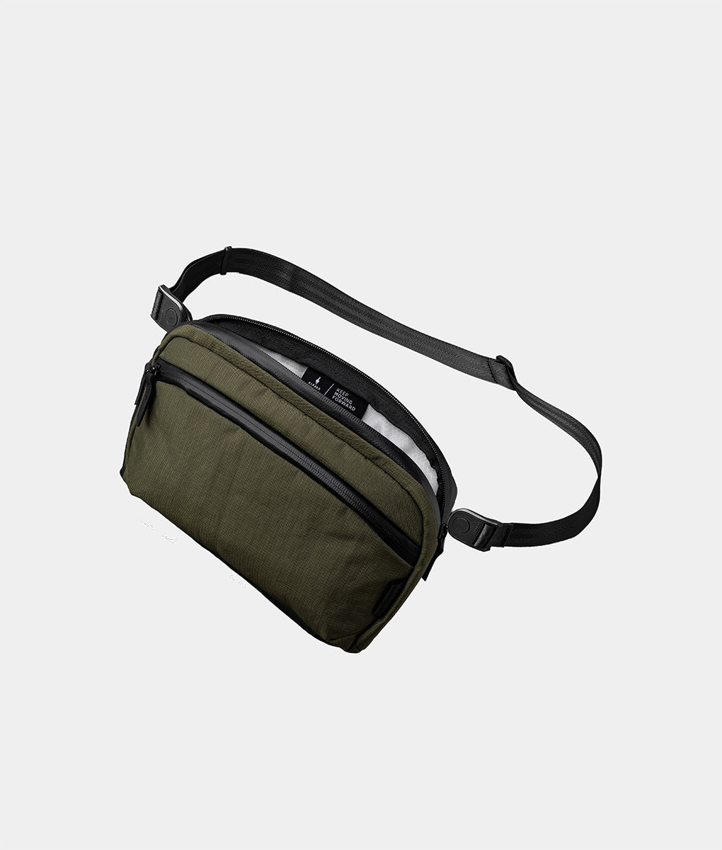 アルパカ ALPAKA Flight Sling 2L FLIGHT SLING MINI 1L AXOFLUX | SLING & SHOULDER | 【公式】ALPAKA