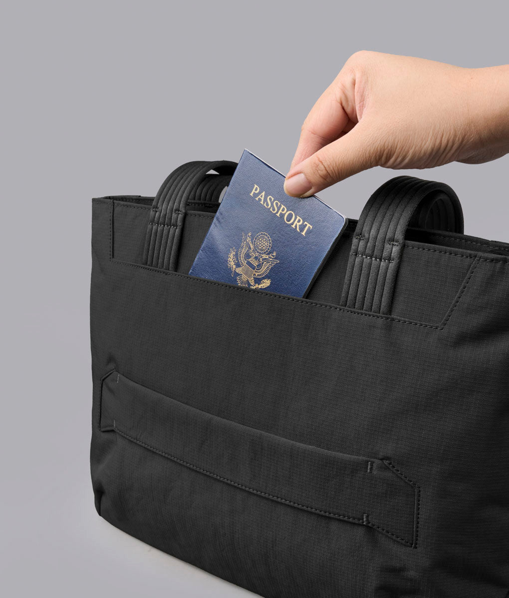 Flight Tote (S)