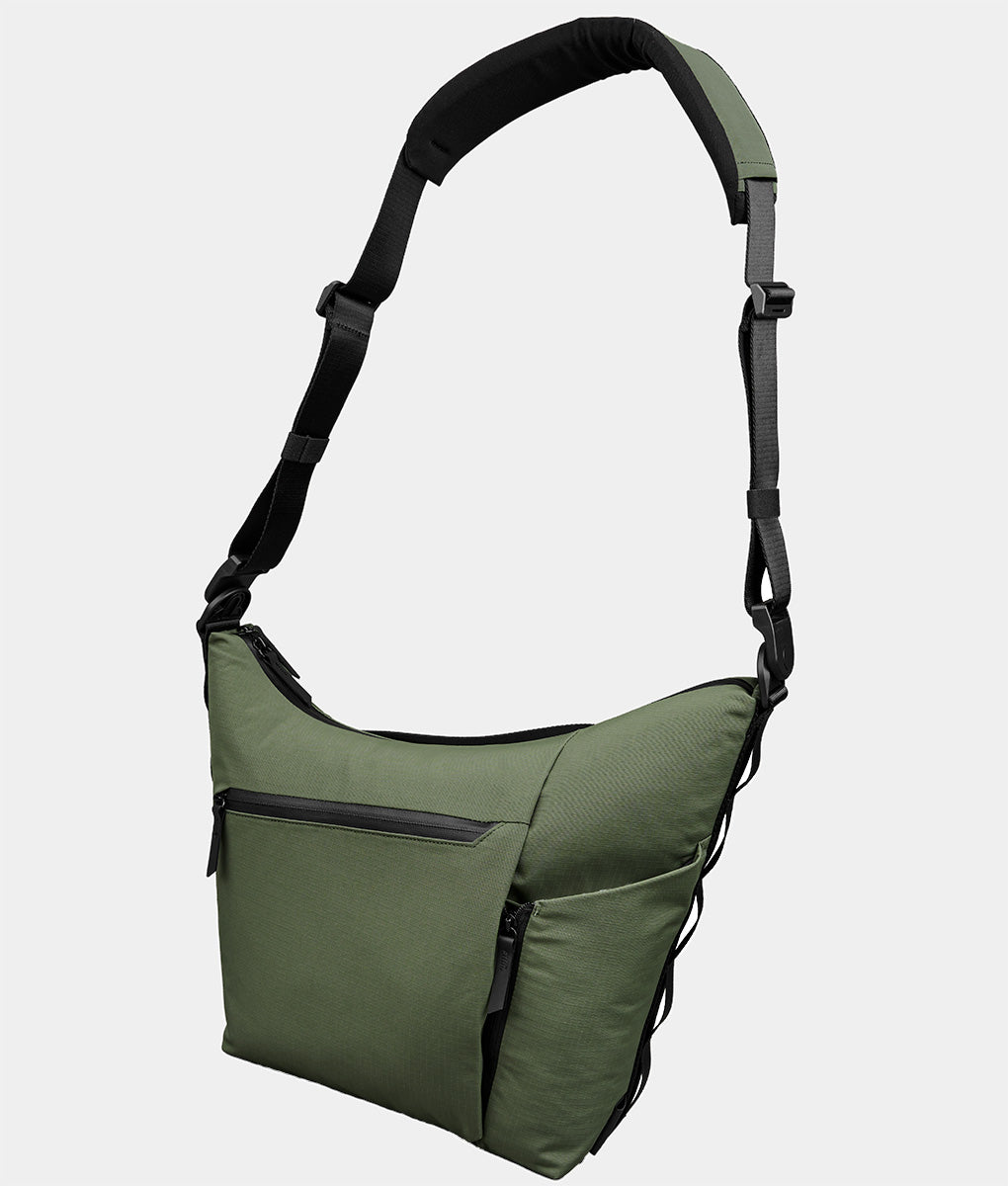 Flow Satchel (10L)