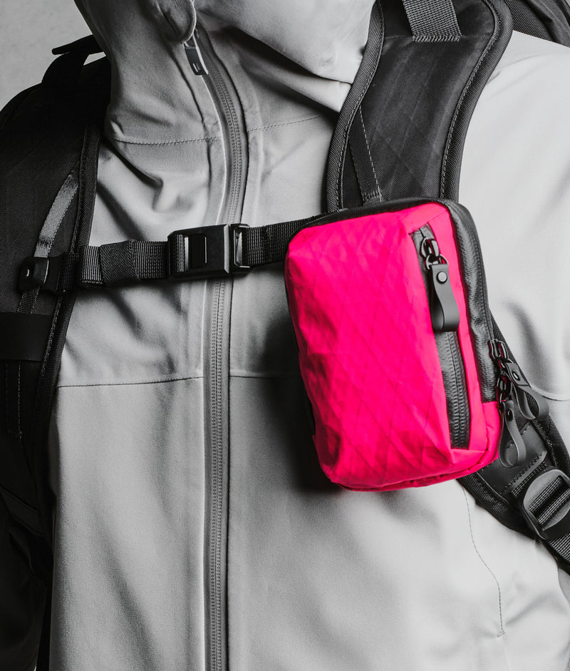 Metro Pouch Hot Pink RVX20 - Limited Edition