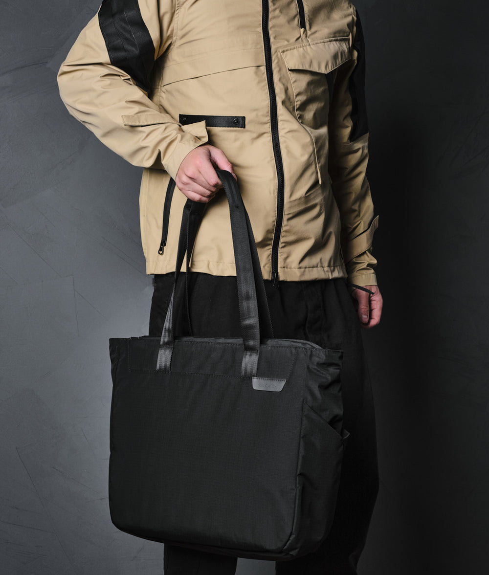 Metropolitan Tote Bag