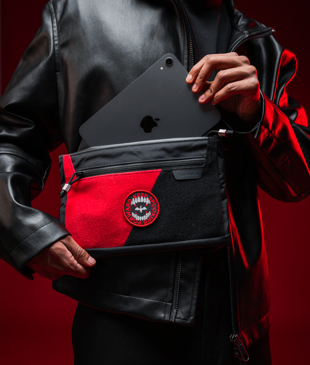 ホッパー Zip Pouch Max V2 – Vampire Edition