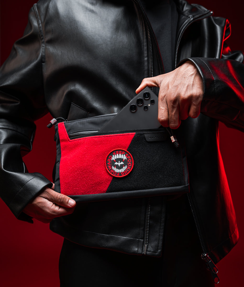 布袋 Zip Pouch Max V2 – Vampire Edition