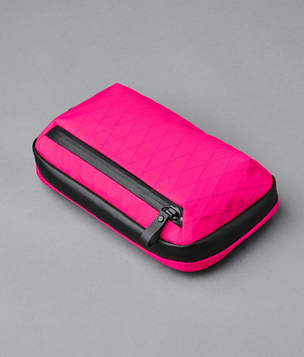 Elements Tech Case Mini - Hot Pink RVX20