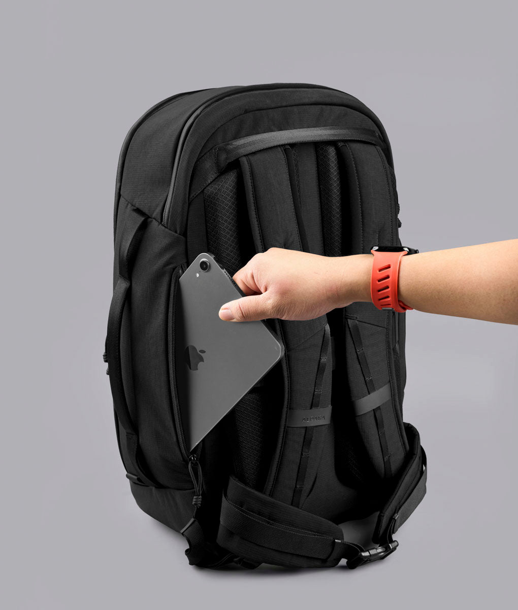  Runs BACK PACKER 8.0 #3−4 Traverse Backpack (38L)