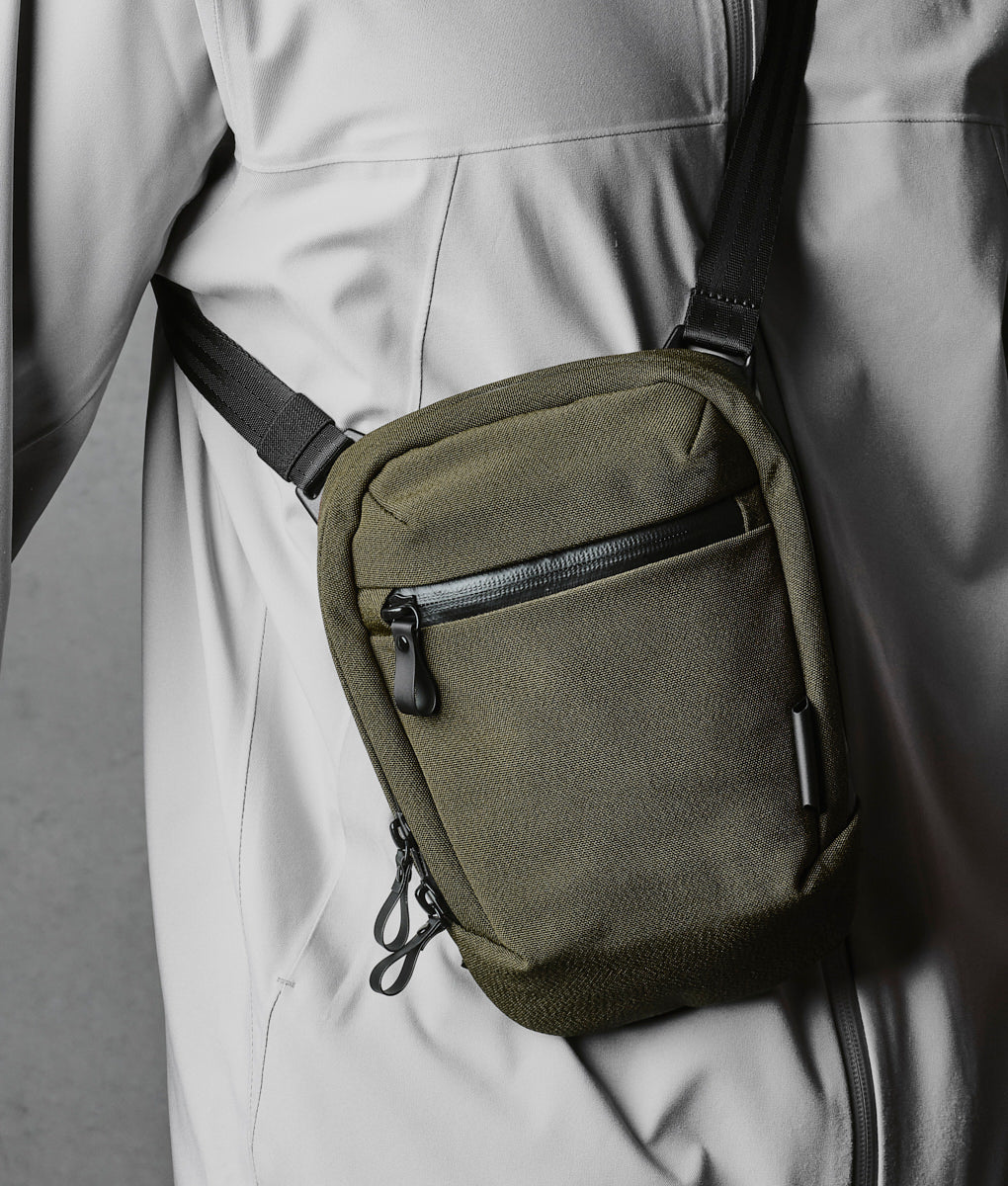 Vertical army cheap sling bag