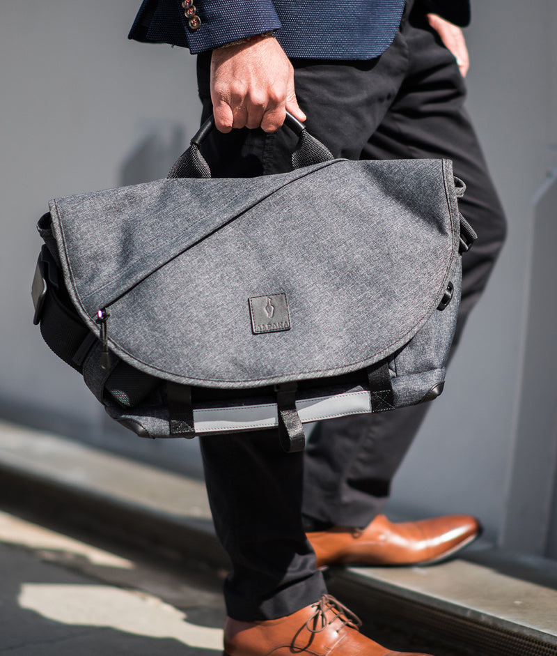 7ven Messenger Bag - Versatile Messenger Bag | Alpaka Gear